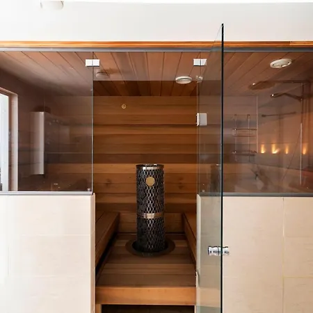 2ndhomes Luxury Center Two Storey 3br Penthouse With Apartment *