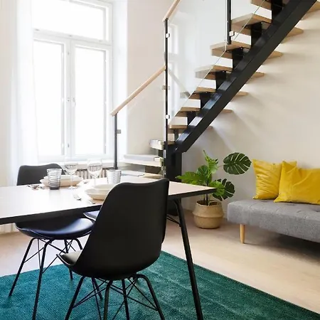 Apartamento 2ndhomes Luxury Center Two Storey 3br Penthouse With Helsinki